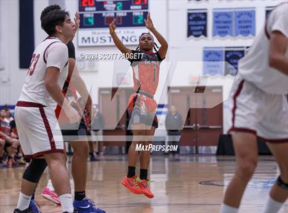 Thumbnail 1 in Mount Miguel vs. Southwest SD (CIF SDS D4 Final) photogallery.
