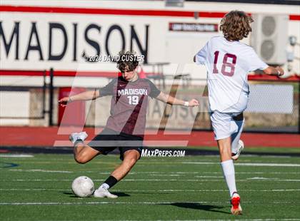 Thumbnail 1 in Oakton @ James Madison photogallery.