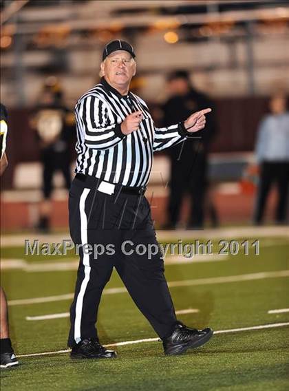 Thumbnail 3 in Goldthwaite vs. Garrison (1A Division 1 Semifinals) photogallery.