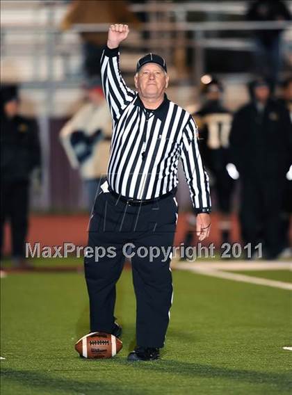 Thumbnail 3 in Goldthwaite vs. Garrison (1A Division 1 Semifinals) photogallery.