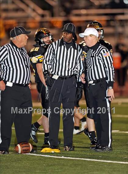 Thumbnail 1 in Goldthwaite vs. Garrison (1A Division 1 Semifinals) photogallery.