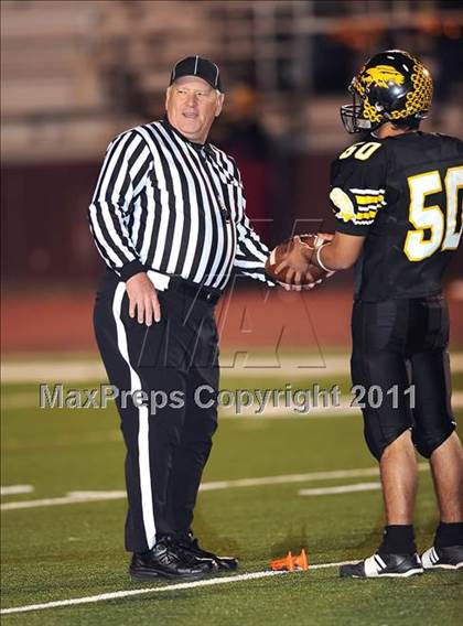 Thumbnail 2 in Goldthwaite vs. Garrison (1A Division 1 Semifinals) photogallery.