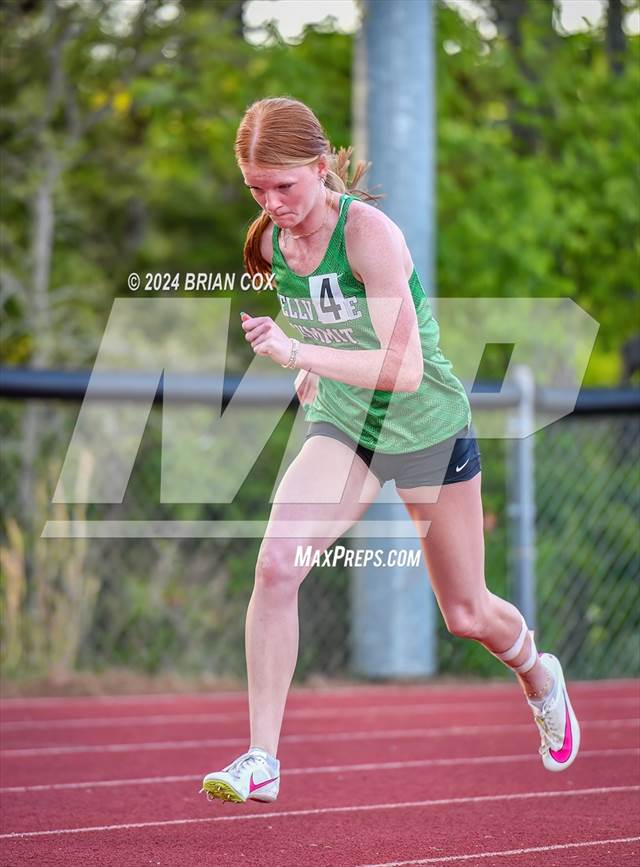 AAA 2A-1 Sr District Meet (400 Meter) Thumbnails