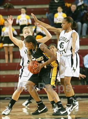 Thumbnail 2 in Wilcox vs. Archbishop Mitty (CIF CCS D2 Final) photogallery.