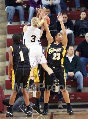 Thumbnail 2 in Wilcox vs. Archbishop Mitty (CIF CCS D2 Final) photogallery.