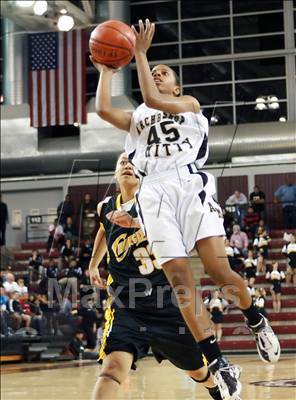 Thumbnail 3 in Wilcox vs. Archbishop Mitty (CIF CCS D2 Final) photogallery.