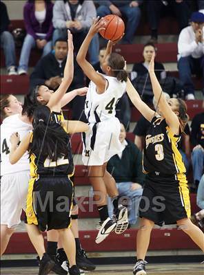 Thumbnail 3 in Wilcox vs. Archbishop Mitty (CIF CCS D2 Final) photogallery.