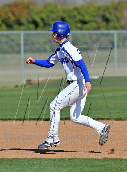 Thumbnail 1 in Allen JV @ Gunter (Gunter Classic) photogallery.