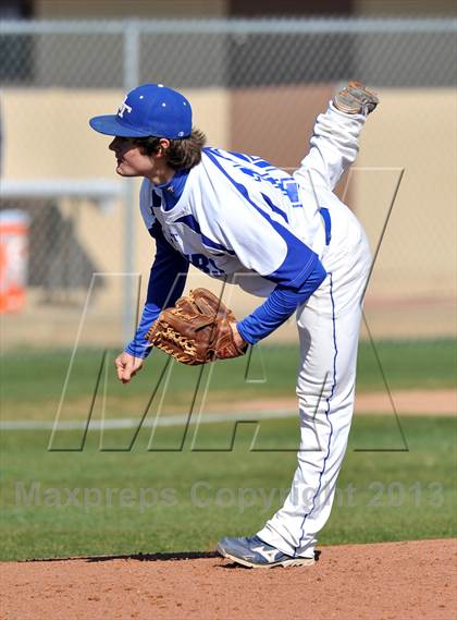 Thumbnail 2 in Allen JV @ Gunter (Gunter Classic) photogallery.