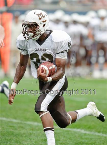 Thumbnail 2 in Mount Carmel vs. Simeon (Chicago Kickoff Classic) photogallery.