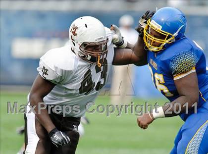 Thumbnail 3 in Mount Carmel vs. Simeon (Chicago Kickoff Classic) photogallery.