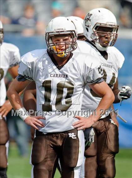 Thumbnail 3 in Mount Carmel vs. Simeon (Chicago Kickoff Classic) photogallery.
