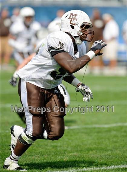 Thumbnail 2 in Mount Carmel vs. Simeon (Chicago Kickoff Classic) photogallery.