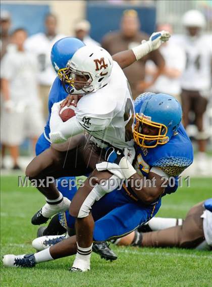 Thumbnail 3 in Mount Carmel vs. Simeon (Chicago Kickoff Classic) photogallery.