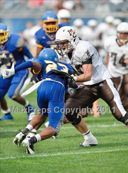 Thumbnail 1 in Mount Carmel vs. Simeon (Chicago Kickoff Classic) photogallery.