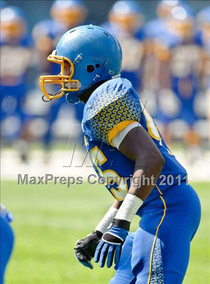 Thumbnail 2 in Mount Carmel vs. Simeon (Chicago Kickoff Classic) photogallery.