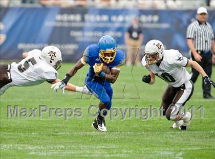 Thumbnail 1 in Mount Carmel vs. Simeon (Chicago Kickoff Classic) photogallery.