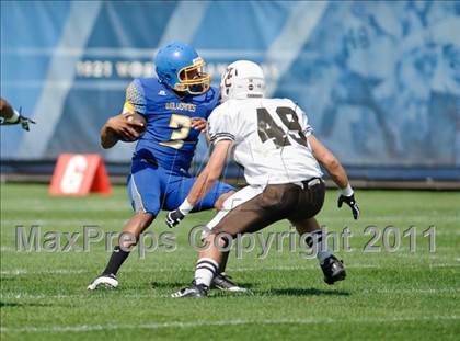 Thumbnail 2 in Mount Carmel vs. Simeon (Chicago Kickoff Classic) photogallery.