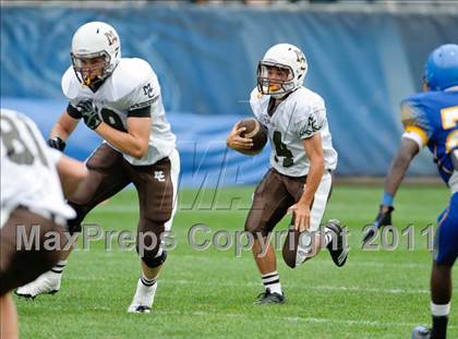 Thumbnail 3 in Mount Carmel vs. Simeon (Chicago Kickoff Classic) photogallery.