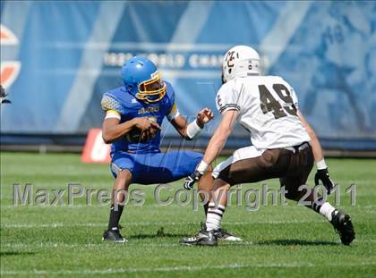 Thumbnail 1 in Mount Carmel vs. Simeon (Chicago Kickoff Classic) photogallery.
