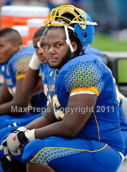 Thumbnail 1 in Mount Carmel vs. Simeon (Chicago Kickoff Classic) photogallery.