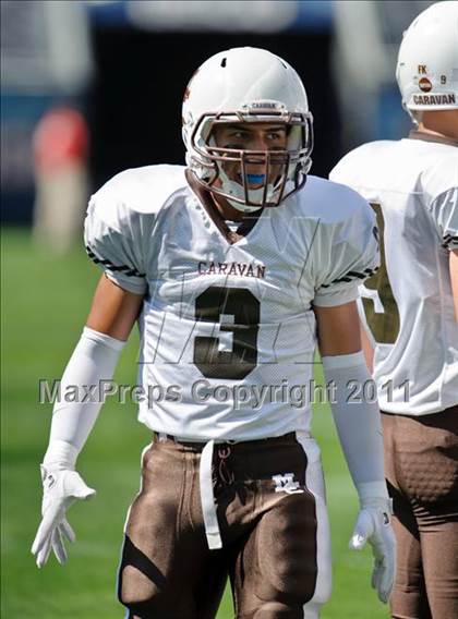 Thumbnail 1 in Mount Carmel vs. Simeon (Chicago Kickoff Classic) photogallery.