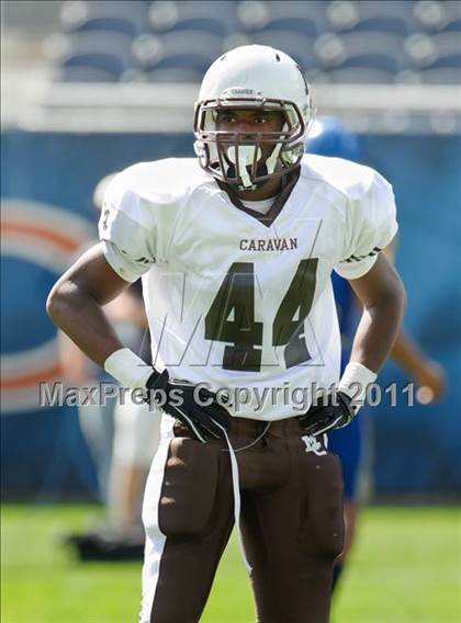 Thumbnail 2 in Mount Carmel vs. Simeon (Chicago Kickoff Classic) photogallery.