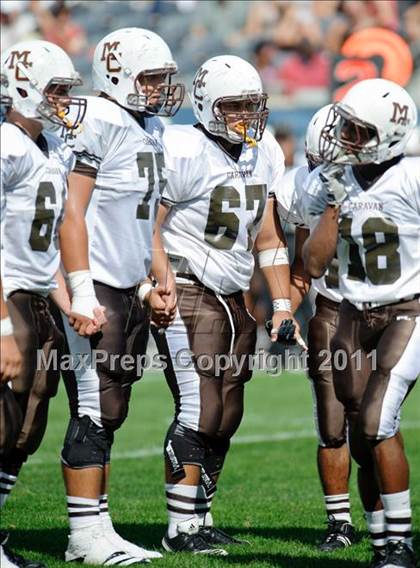 Thumbnail 3 in Mount Carmel vs. Simeon (Chicago Kickoff Classic) photogallery.