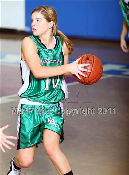 Thumbnail 3 in Williamsburg Academy @ Holly Hill Academy photogallery.