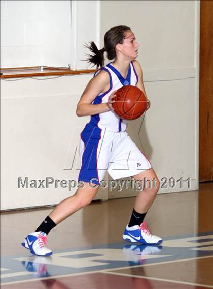 Thumbnail 2 in Williamsburg Academy @ Holly Hill Academy photogallery.