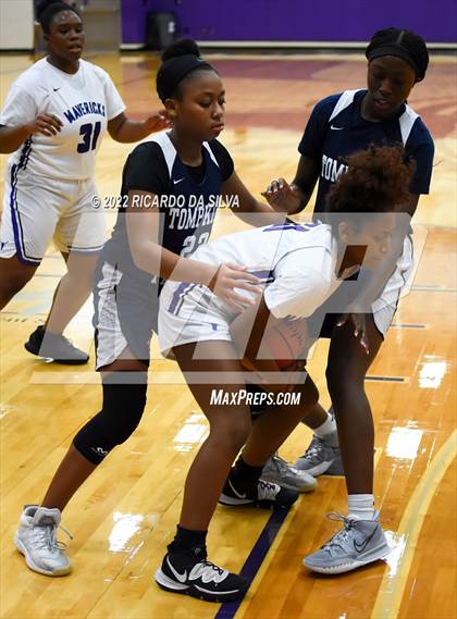 Thumbnail 2 in JV: Morton Ranch vs Tompkins photogallery.