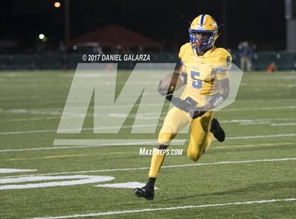 Thumbnail 1 in Northwestern vs Booker T Washington photogallery.