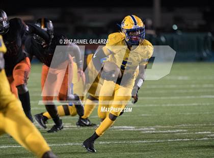 Thumbnail 1 in Northwestern vs Booker T Washington photogallery.