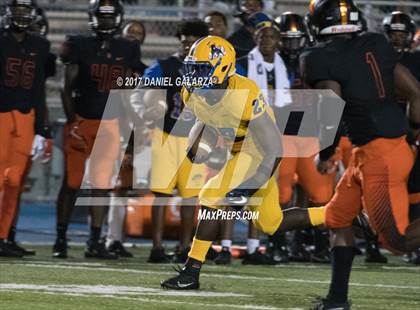 Thumbnail 3 in Northwestern vs Booker T Washington photogallery.