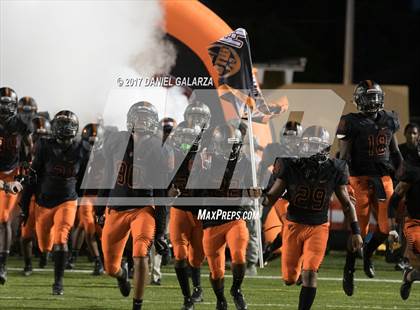 Thumbnail 2 in Northwestern vs Booker T Washington photogallery.