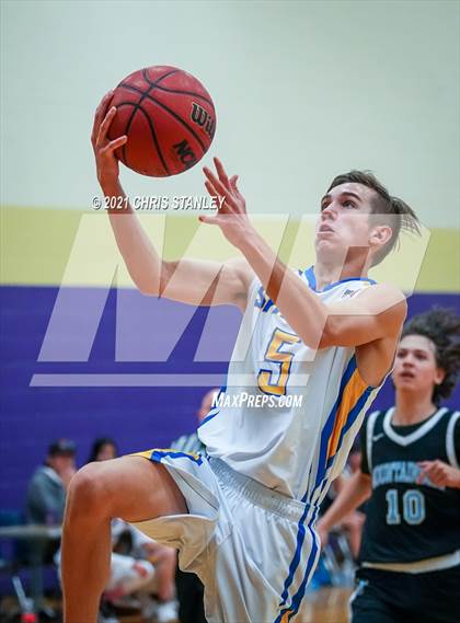 Thumbnail 2 in Mountainside vs Ash Fork (Wranglers Classic) photogallery.