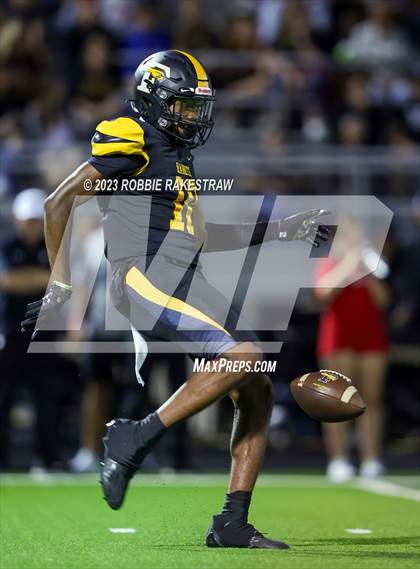 Thumbnail 1 in Longview @ Forney photogallery.