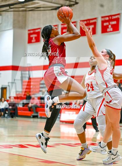 Thumbnail 3 in Newark @ Palmyra-Macedon (NYSPHSAA Section V Class B1 Quarterfinals) photogallery.