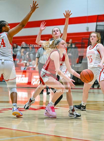 Thumbnail 1 in Newark @ Palmyra-Macedon (NYSPHSAA Section V Class B1 Quarterfinals) photogallery.