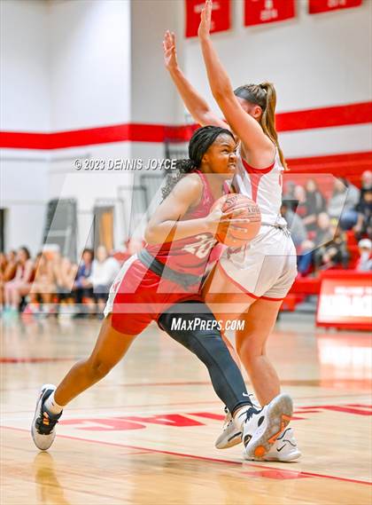 Thumbnail 3 in Newark @ Palmyra-Macedon (NYSPHSAA Section V Class B1 Quarterfinals) photogallery.