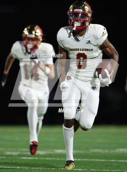 Thumbnail 3 in IMG Academy vs. Bergen Catholic photogallery.