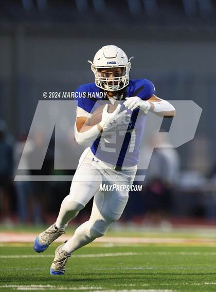 Thumbnail 1 in IMG Academy vs. Bergen Catholic photogallery.