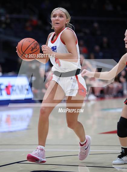 Thumbnail 2 in Hiland vs Tri-Village (OHSAA D4 State Semifinal) photogallery.