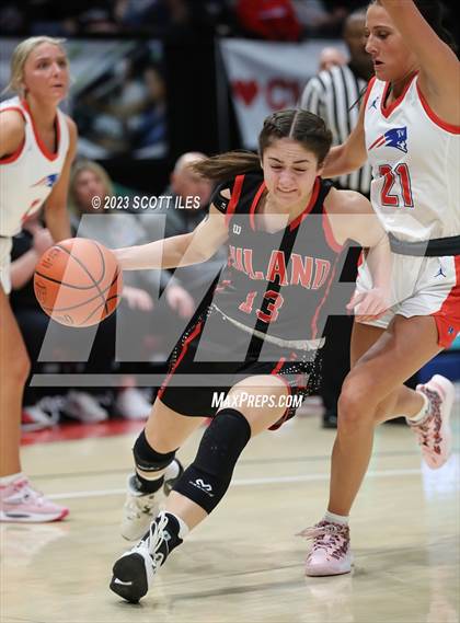 Thumbnail 2 in Hiland vs Tri-Village (OHSAA D4 State Semifinal) photogallery.
