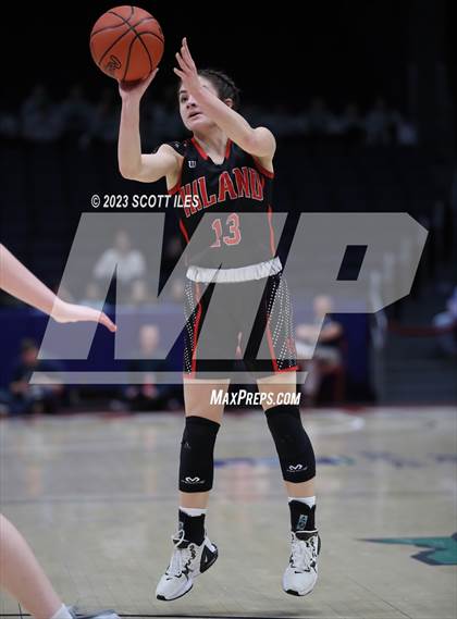 Thumbnail 2 in Hiland vs Tri-Village (OHSAA D4 State Semifinal) photogallery.