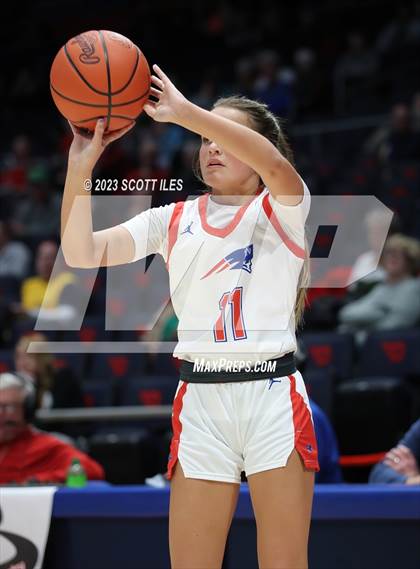 Thumbnail 2 in Hiland vs Tri-Village (OHSAA D4 State Semifinal) photogallery.