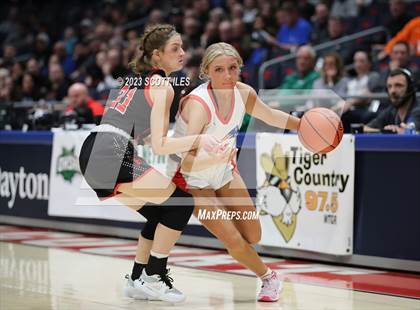 Thumbnail 3 in Hiland vs Tri-Village (OHSAA D4 State Semifinal) photogallery.