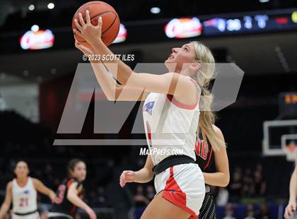 Thumbnail 3 in Hiland vs Tri-Village (OHSAA D4 State Semifinal) photogallery.
