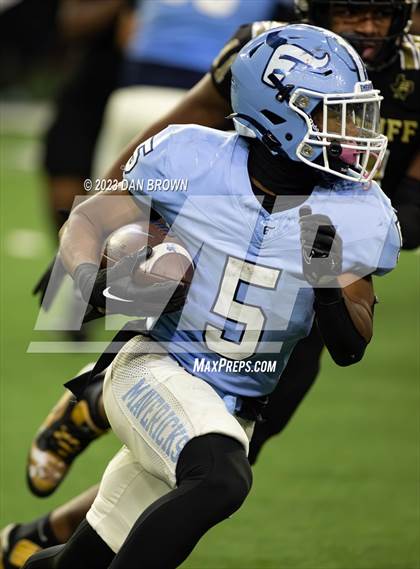 Thumbnail 2 in Emerson vs. South Oak Cliff (UIL 5A D2 Semifinals) photogallery.