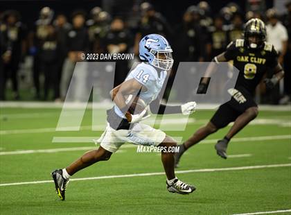 Thumbnail 3 in Emerson vs. South Oak Cliff (UIL 5A D2 Semifinals) photogallery.